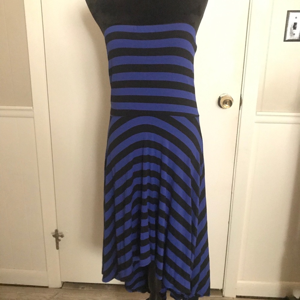 Closet Clean Out!! $5 Strapless Casual Dress - Size M